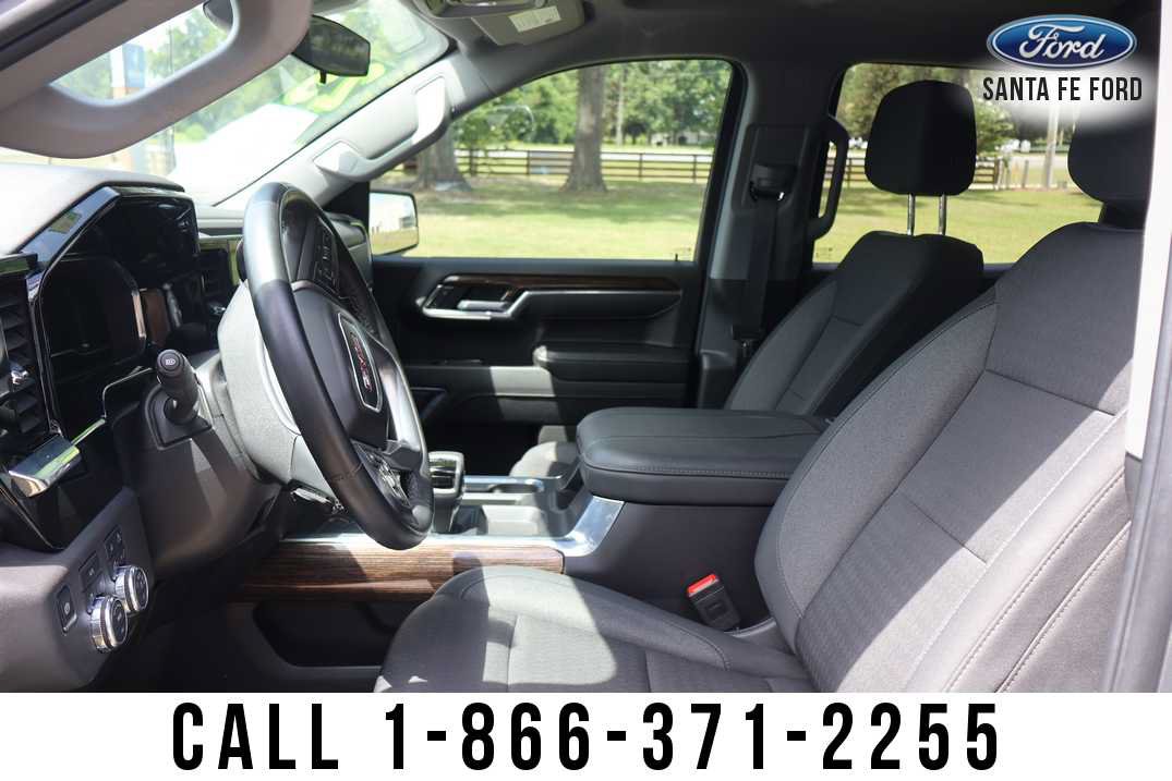 Used 2025 GMC Sierra 1500 Elevation w/ Preferred Package AWD/4WD image 16
