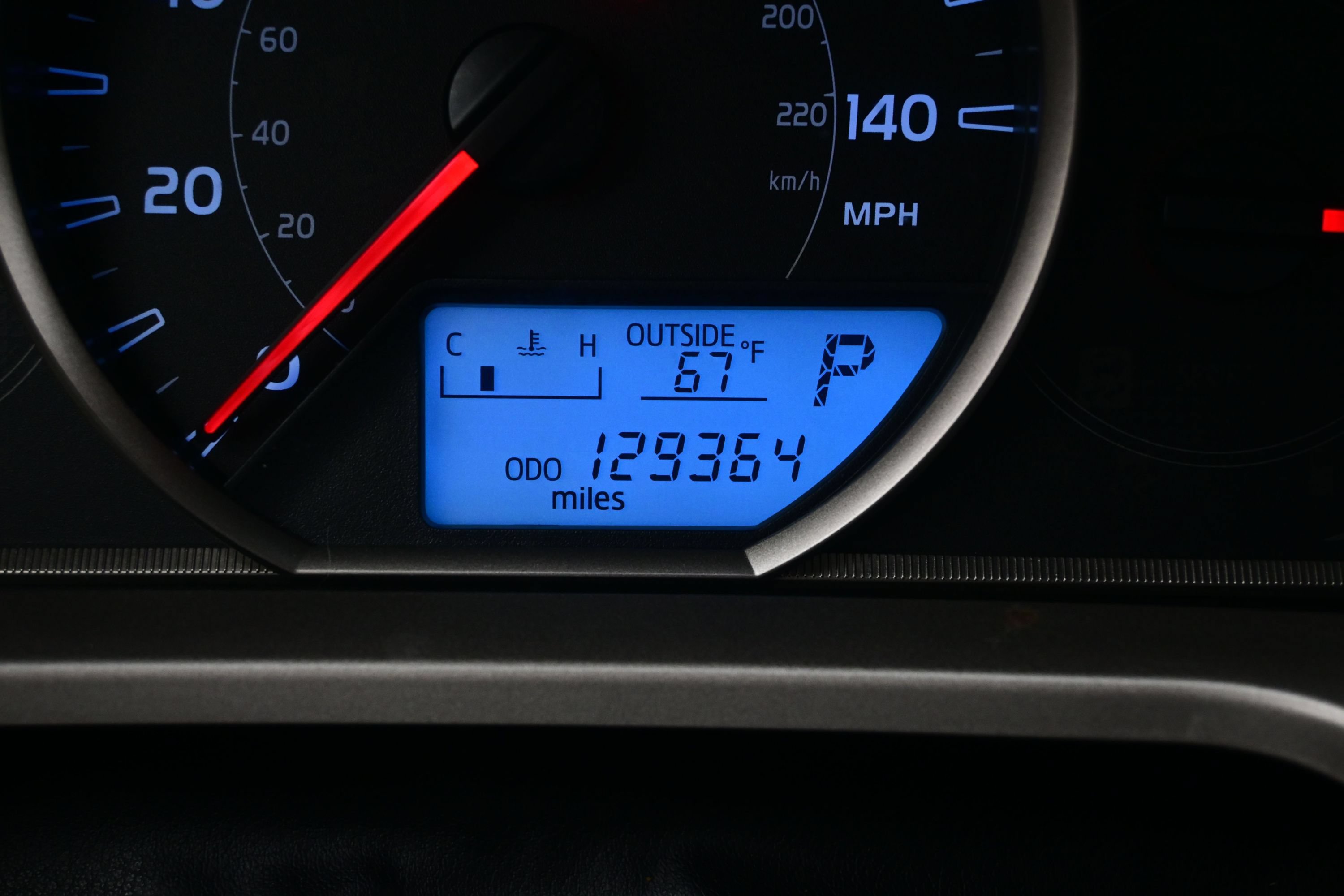Used 2014 Toyota RAV4 LE FWD image 22
