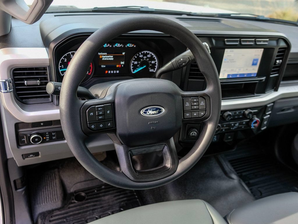 New 2024 Ford F250 XL w/ XL Chrome Package RWD image 17