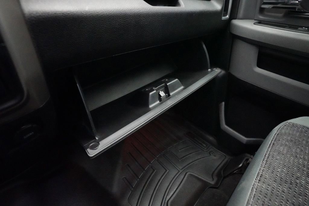 Used 2018 RAM 1500 Big Horn image 28