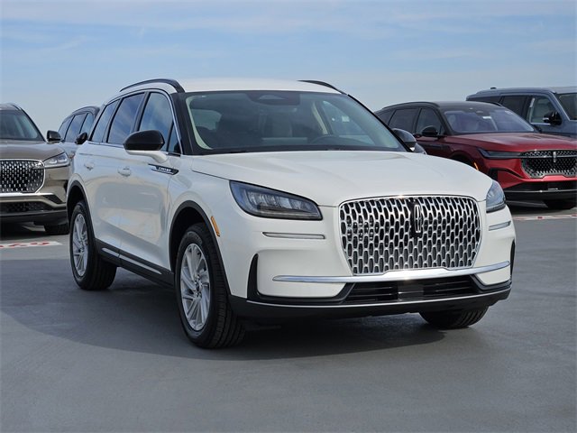 New 2026 Lincoln Corsair Reserve image 3