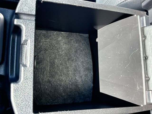 Used 2018 Toyota Tacoma Limited image 39