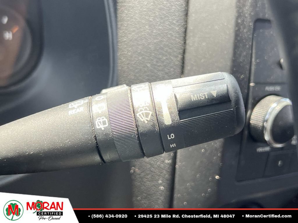 Used 2014 Jeep Patriot Latitude FWD image 26