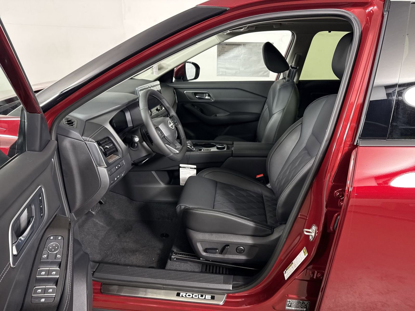 New 2026 Nissan Rogue Platinum w/ Platinum Premium Package image 5