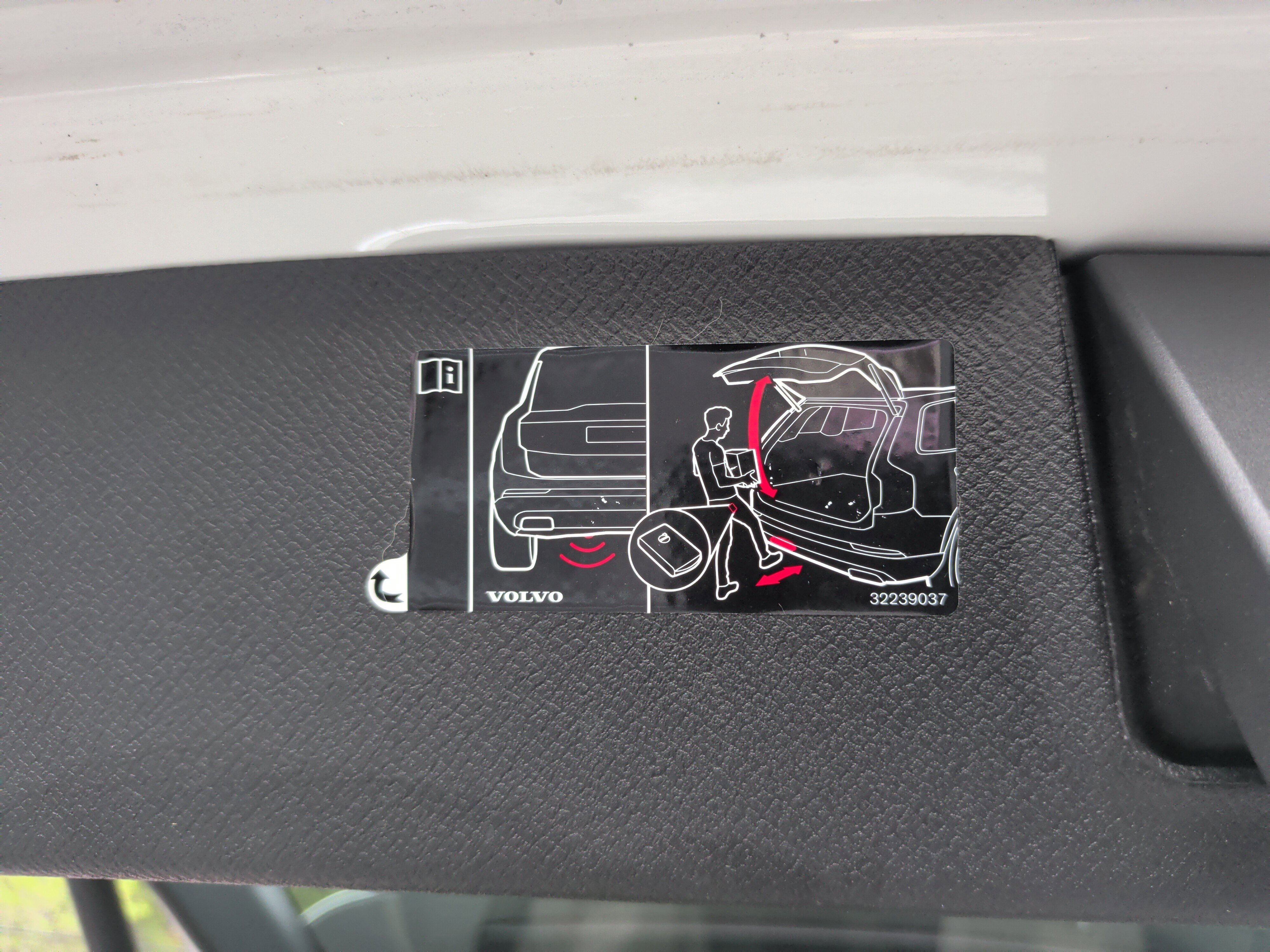 Used 2022 Volvo XC90 T8 Inscription w/ Advanced Package image 43