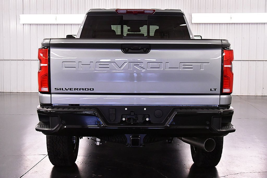 New 2026 Chevrolet Silverado 3500 LT w/ Trail Boss Package image 6