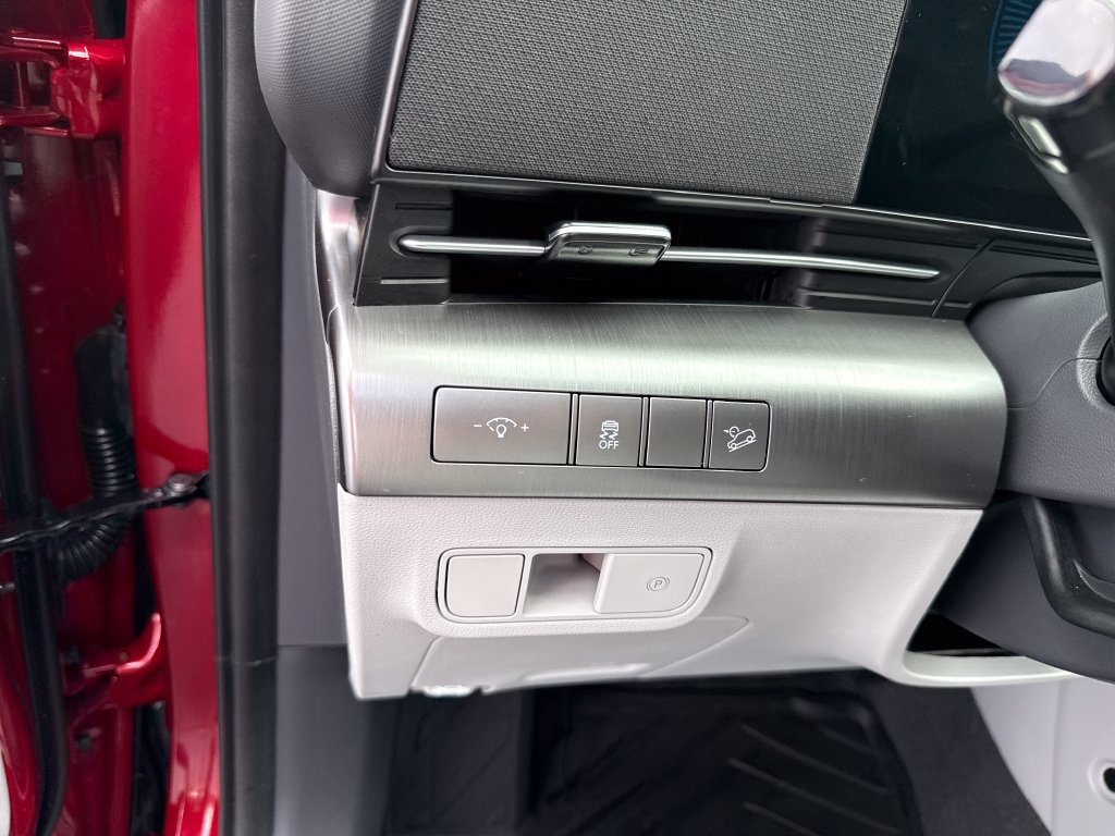 Certified 2026 Hyundai Kona SEL Sport AWD/4WD image 15