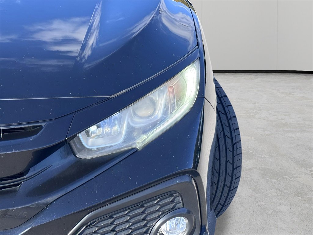 Used 2018 Honda Civic Sport image 5