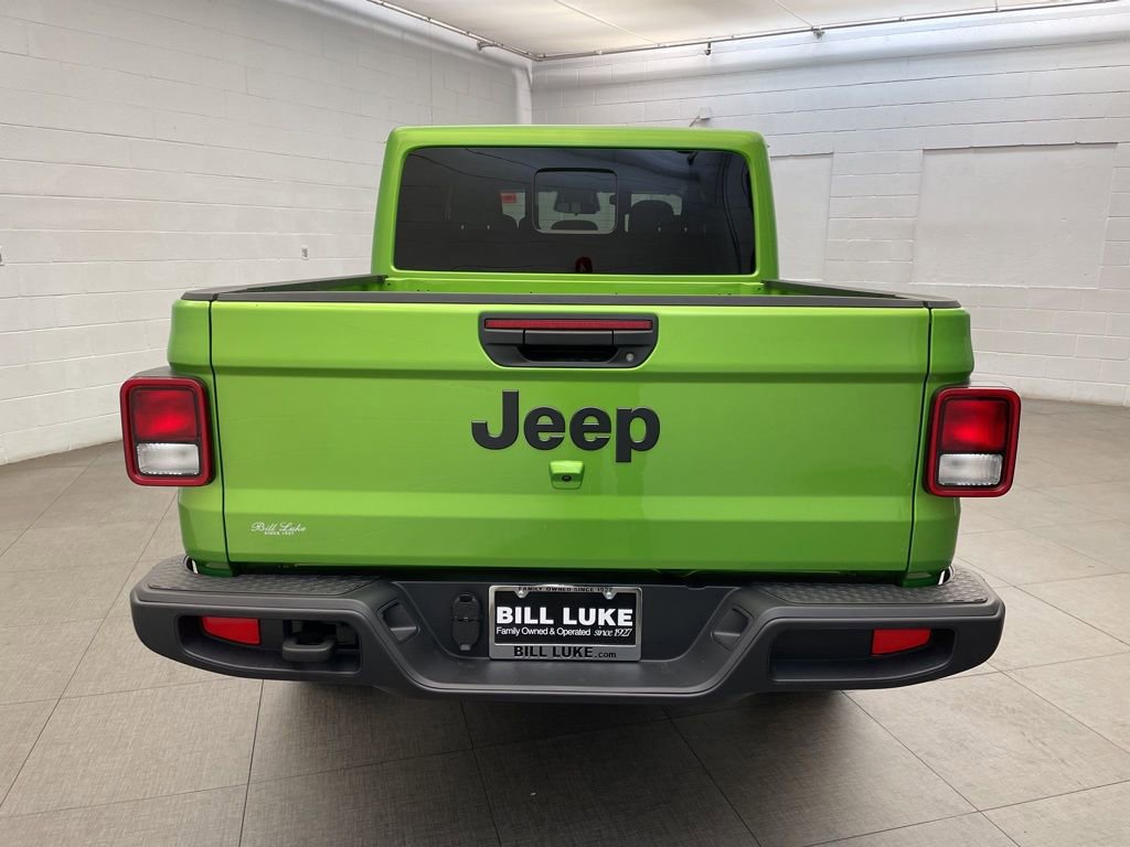 New 2026 Jeep Gladiator Sport image 4