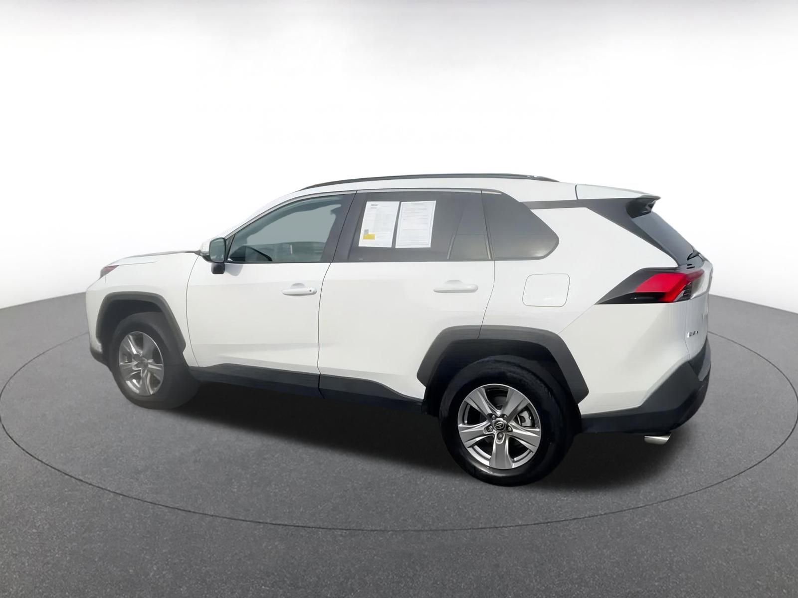 Used 2025 Toyota RAV4 XLE image 10