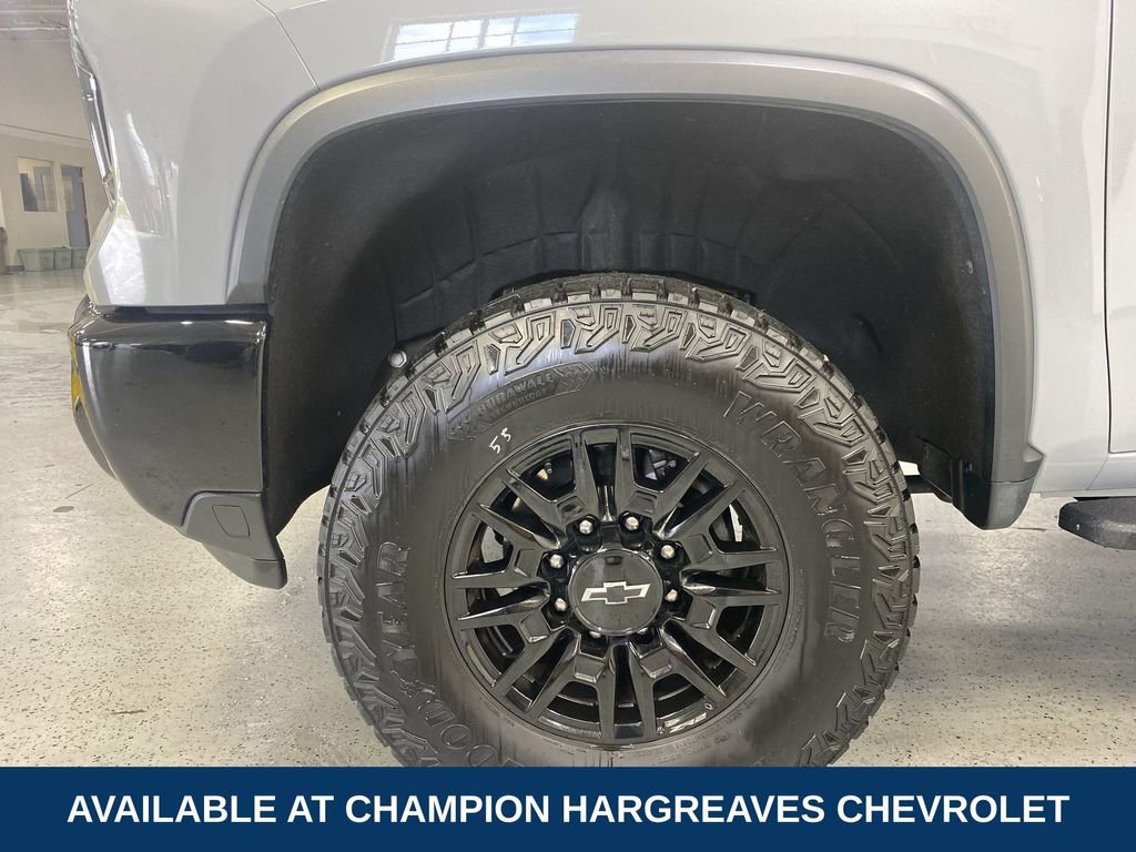 Certified 2024 Chevrolet Silverado 2500 ZR2 AWD/4WD image 41