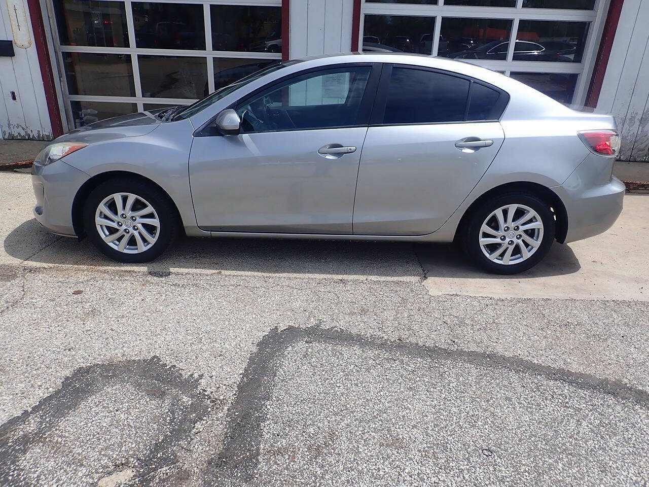 Used 2012 MAZDA MAZDA3 i Touring FWD image 15