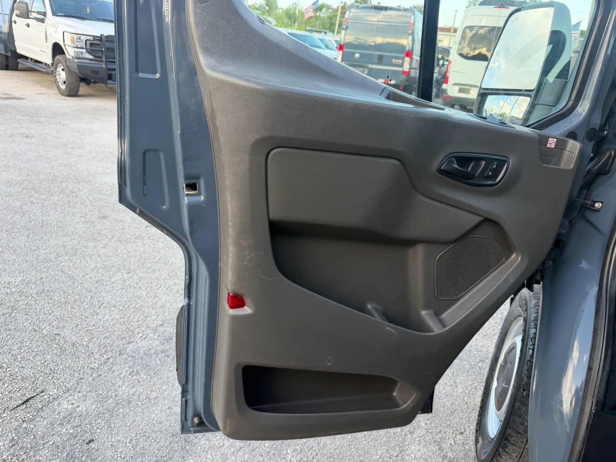 Used 2020 Ford Transit 250 148 High Roof Extended RWD image 11