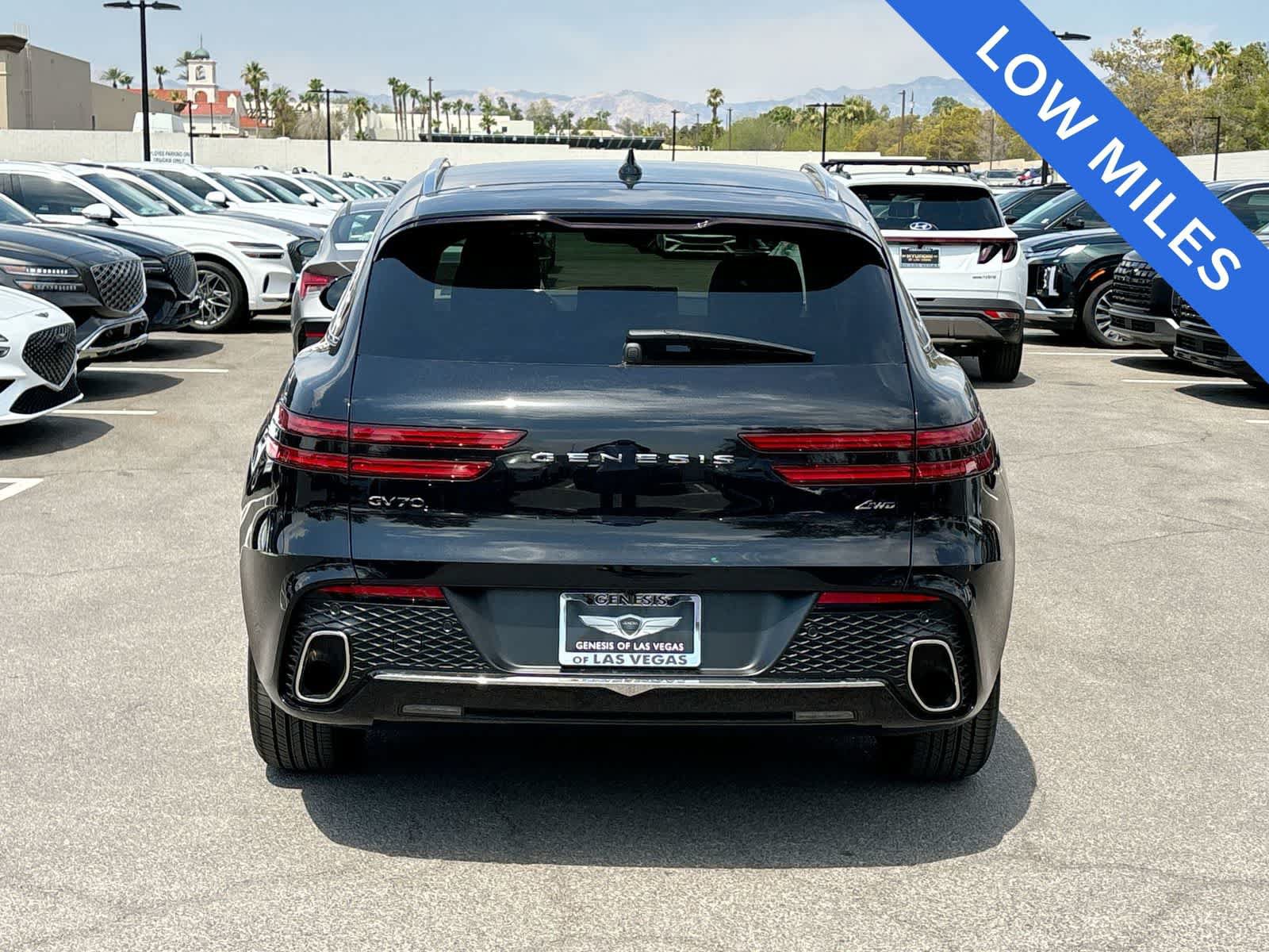 Certified 2024 Genesis GV70 2.5T AWD/4WD image 13