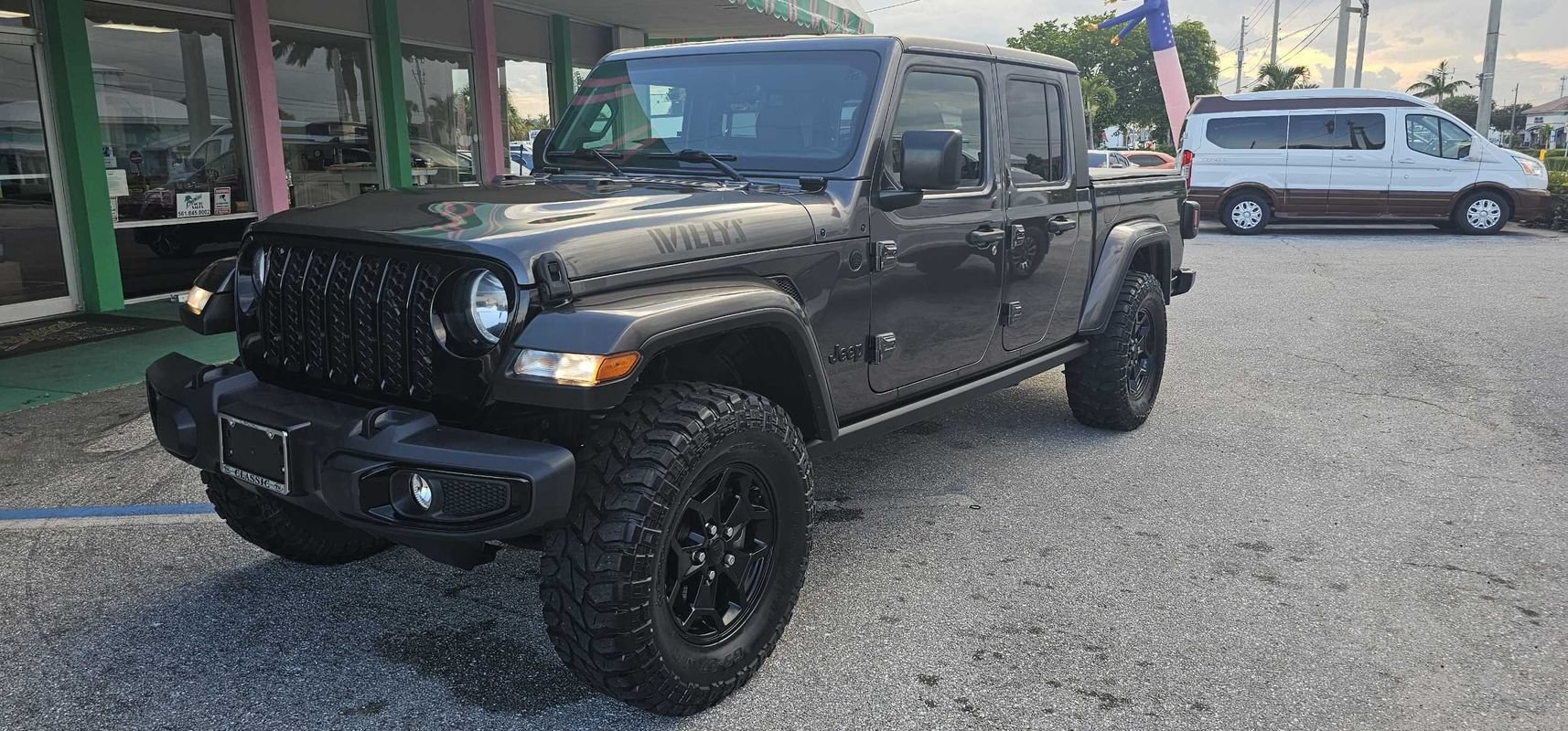 Used 2021 Jeep Gladiator Sport AWD/4WD image 35