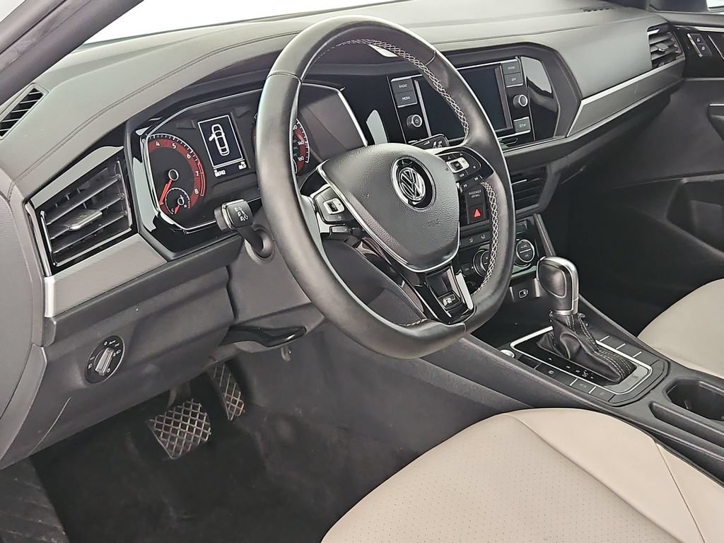 Used 2019 Volkswagen Jetta R-Line w/ R-Line Cold Weather Package FWD image 16