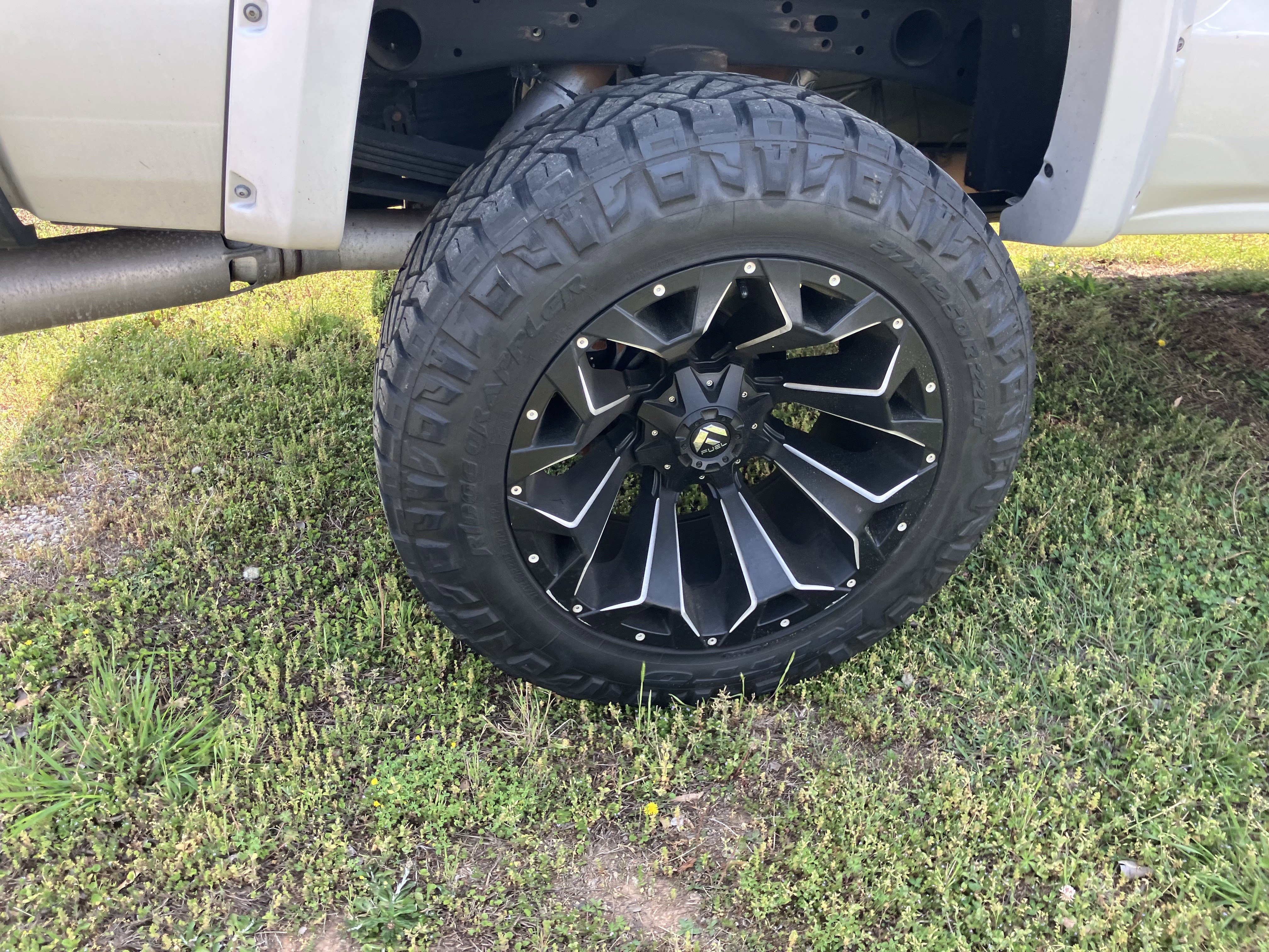 Used 2018 GMC Sierra 2500 Denali w/ Duramax Plus Package image 9