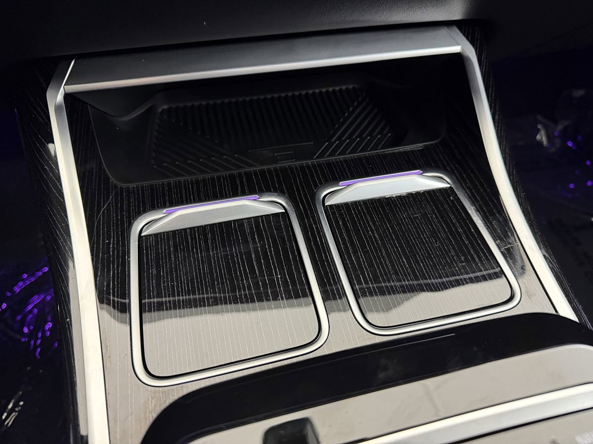 Used 2025 BMW 740i xDrive image 67