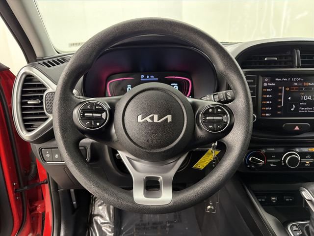 Used 2024 Kia Soul LX w/ Option Group 015 FWD image 27