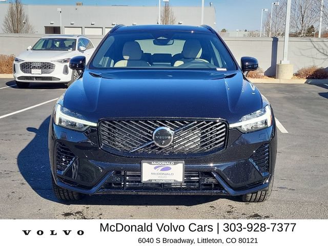New 2026 Volvo XC60 T8 Plus w/ Protection Package Premier AWD/4WD image 3