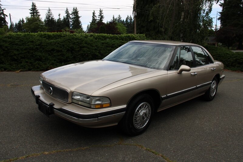 Used 1992 Buick Le Sabre Limited FWD image 1