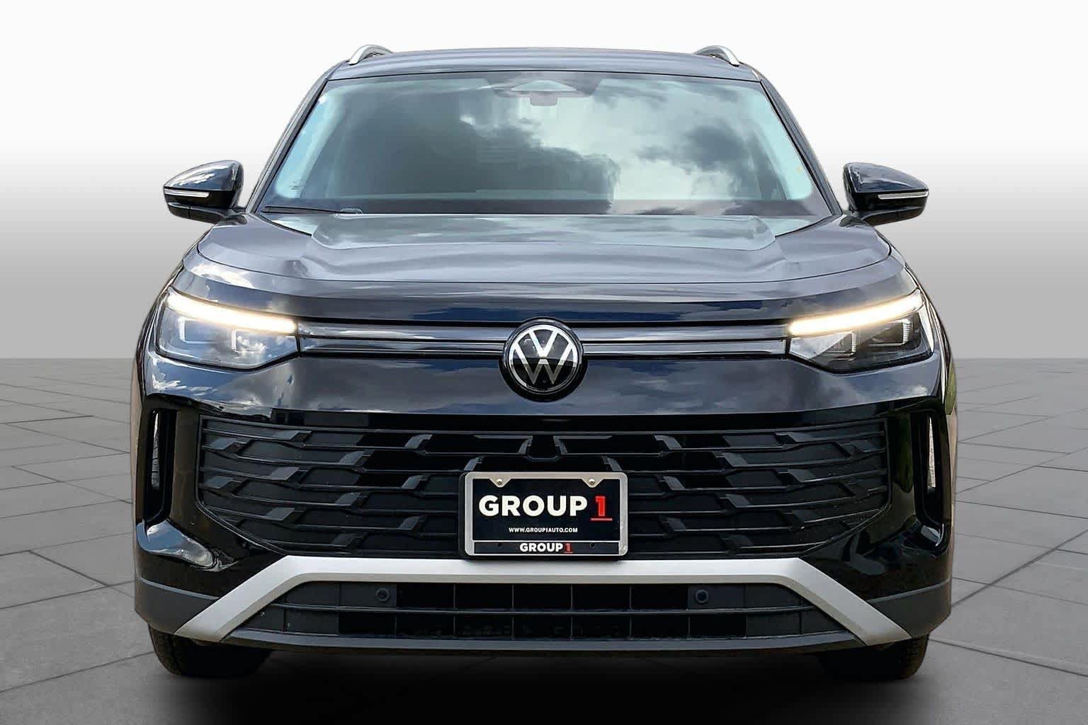 Used 2026 Volkswagen Tiguan S FWD image 4