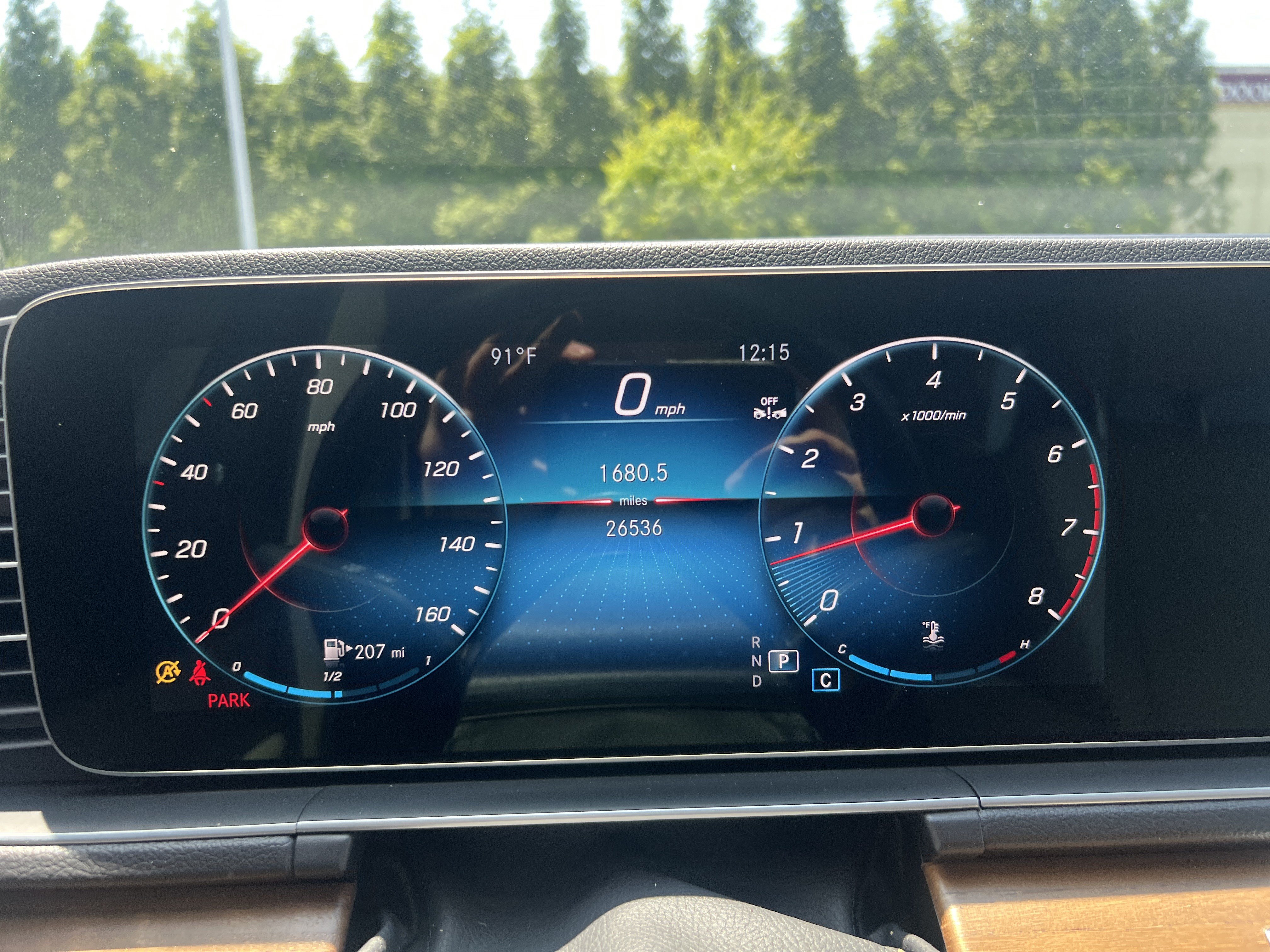 Certified 2023 Mercedes-Benz GLE 350 4MATIC w/ Premium Package image 21