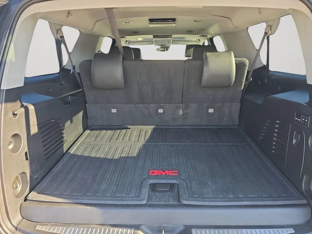 Used 2019 GMC Yukon XL Denali w/ Denali Ultimate Package RWD image 14