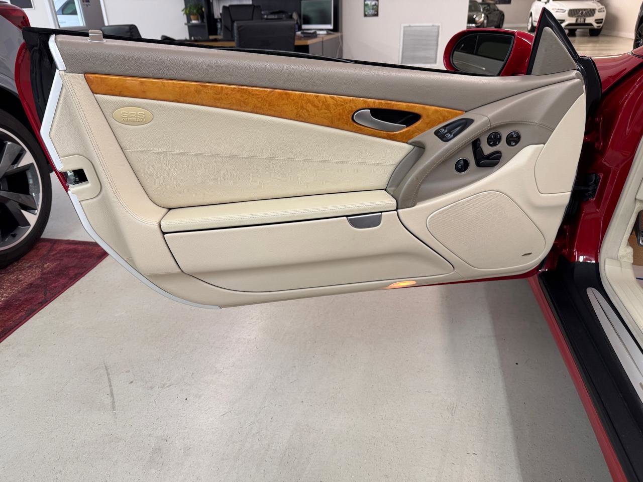Used 2004 Mercedes-Benz SL 500 image 13