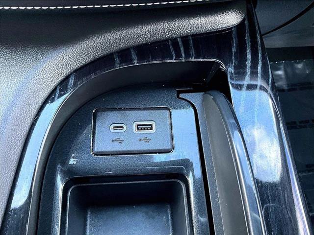 Used 2021 Cadillac Escalade ESV Sport w/ Driver Assist Tech Package image 26