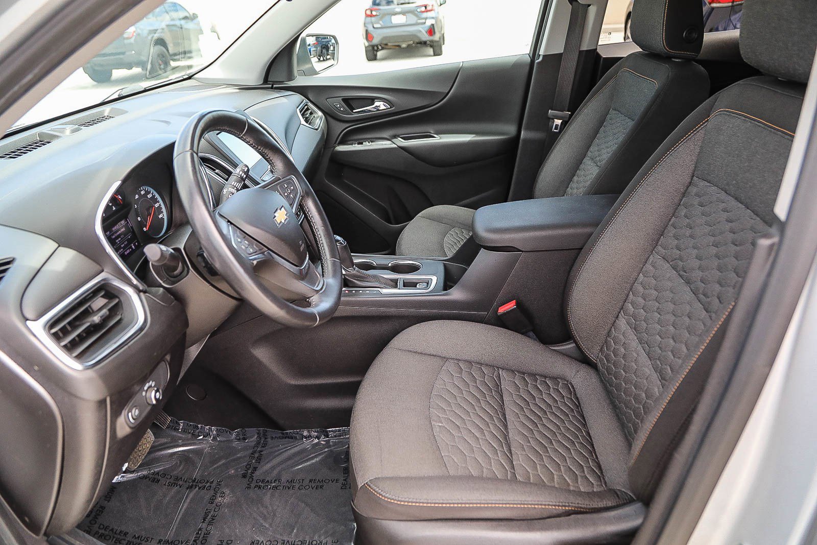 Used 2018 Chevrolet Equinox LT image 17