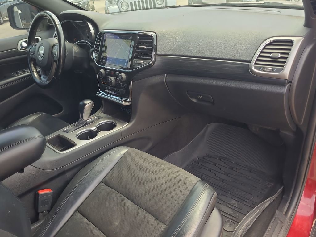 Used 2021 Jeep Grand Cherokee Laredo X RWD image 30