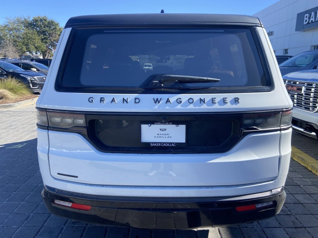 Used 2023 Jeep Grand Wagoneer Series III w/ Rear Seat Video Group 1 image 3