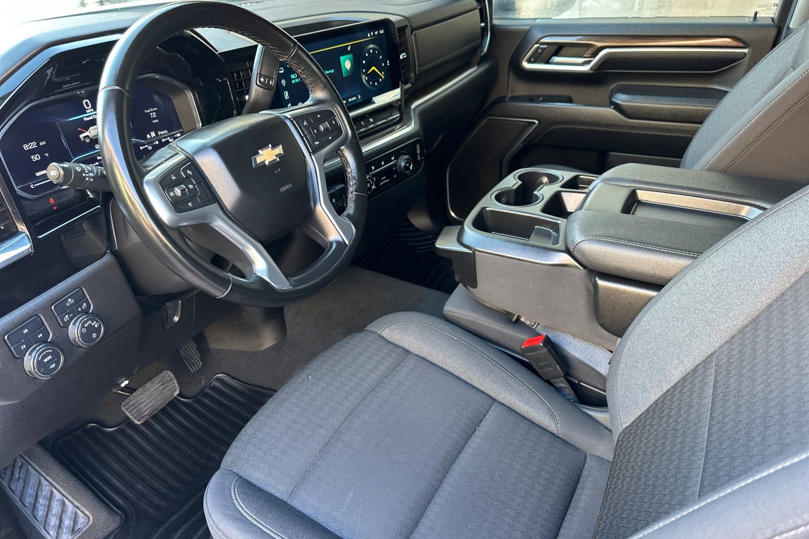 Used 2024 Chevrolet Silverado 2500 LT image 10