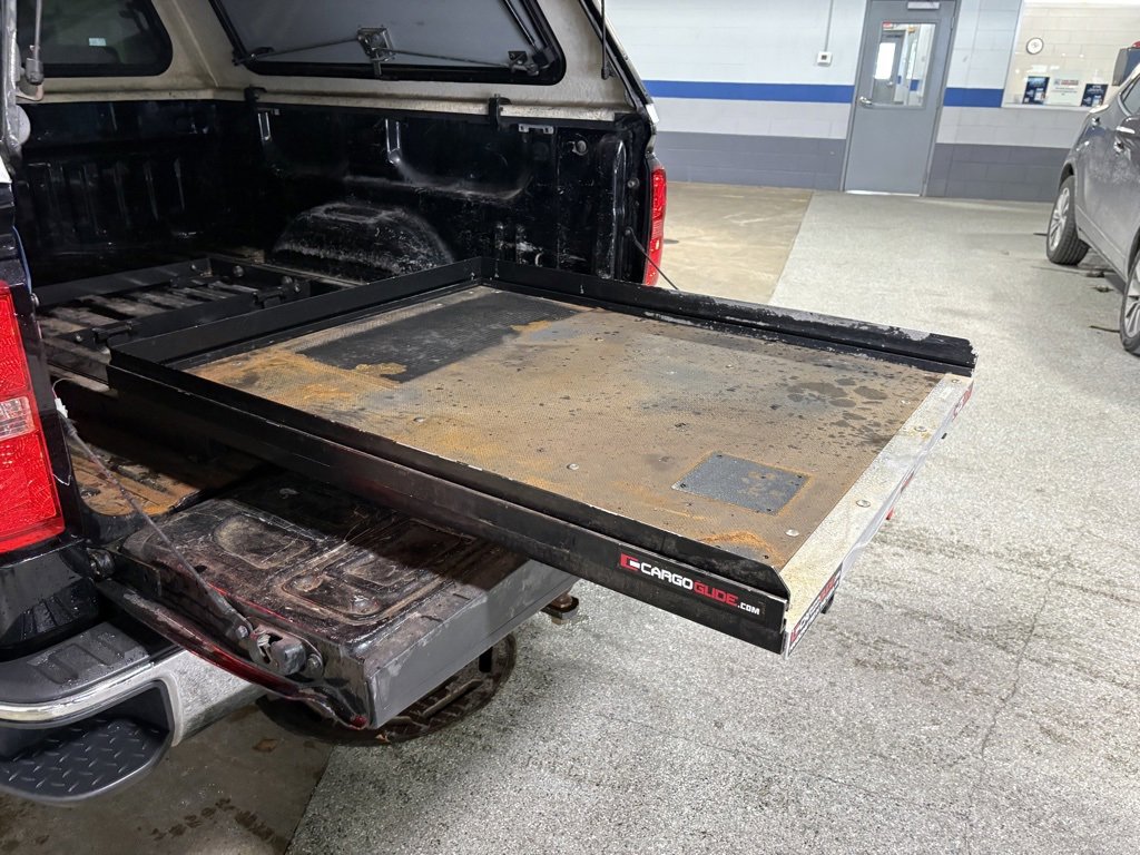 Used 2018 Chevrolet Silverado 1500 LT w/ LT Eassist Package image 31