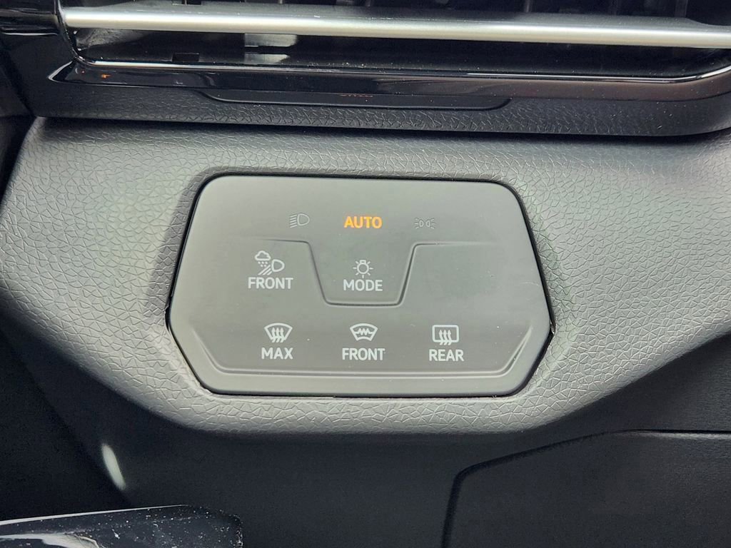 New 2026 Volkswagen ID.4 Pro S Plus AWD/4WD image 12