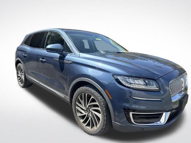 Used 2019 Lincoln Nautilus Reserve AWD/4WD image 2