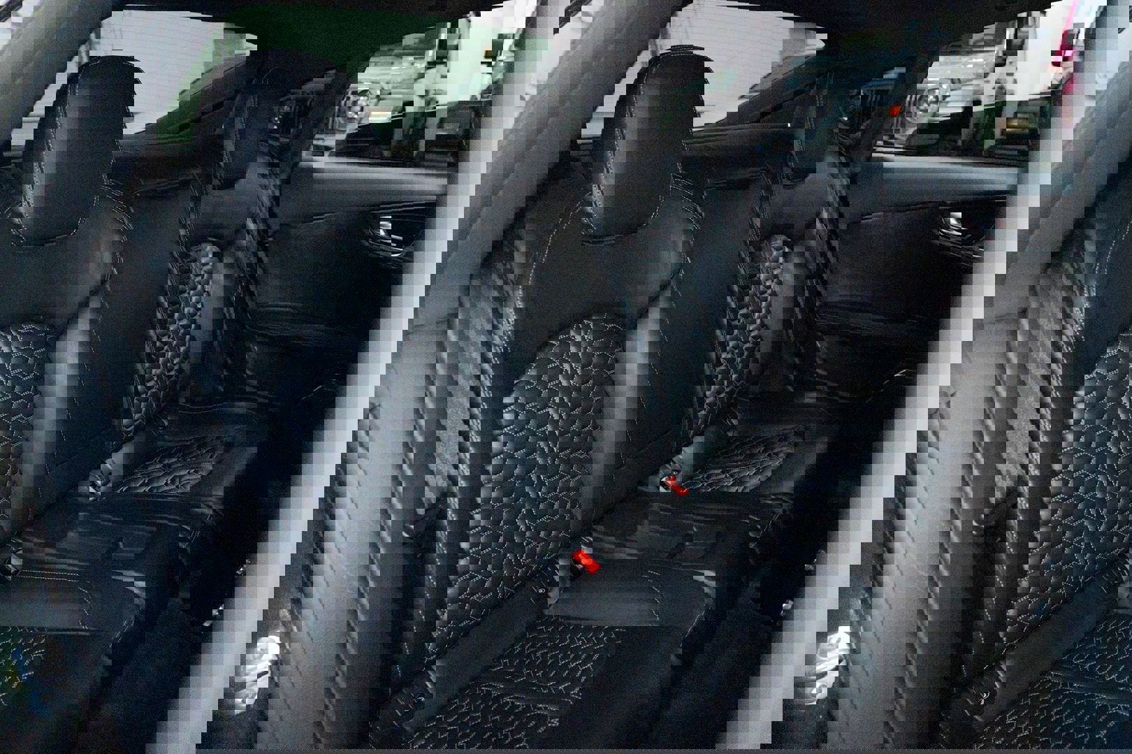 Used 2016 Audi RS 7 Prestige w/ Carbon-Optic Package image 33