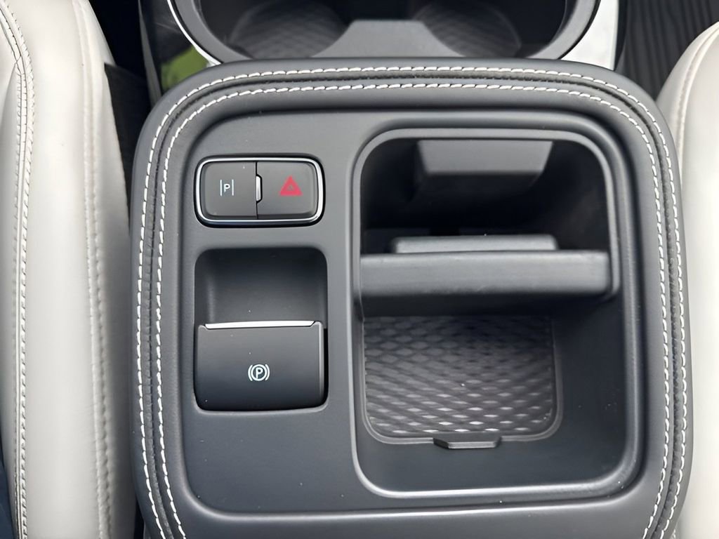 Used 2025 Ford Mustang Mach-E Premium image 29