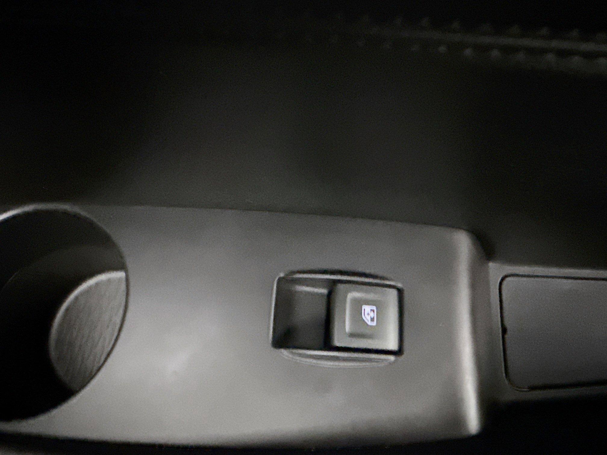 Used 2018 Cadillac Escalade Luxury image 30