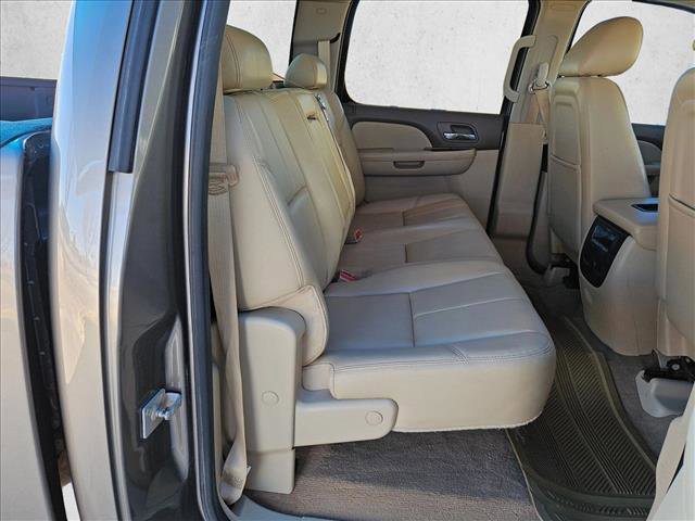 Used 2014 Chevrolet Silverado 2500 LTZ image 19