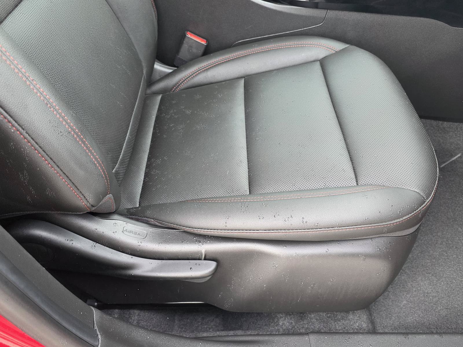 Used 2026 Chevrolet Trax RS w/ Sunroof Package FWD image 17