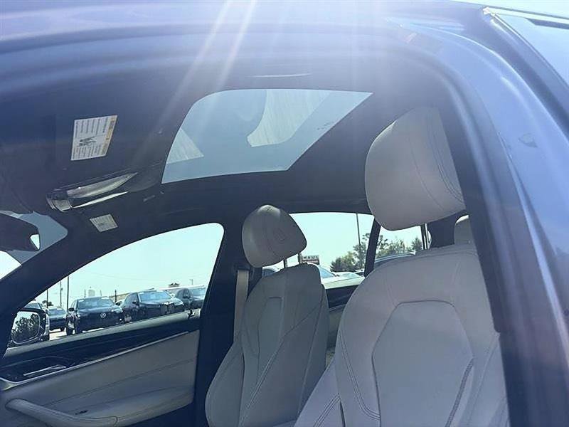 Used 2017 BMW 530i RWD image 14