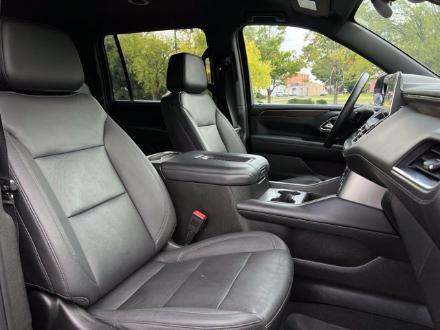 Used 2023 Chevrolet Suburban LT AWD/4WD image 25