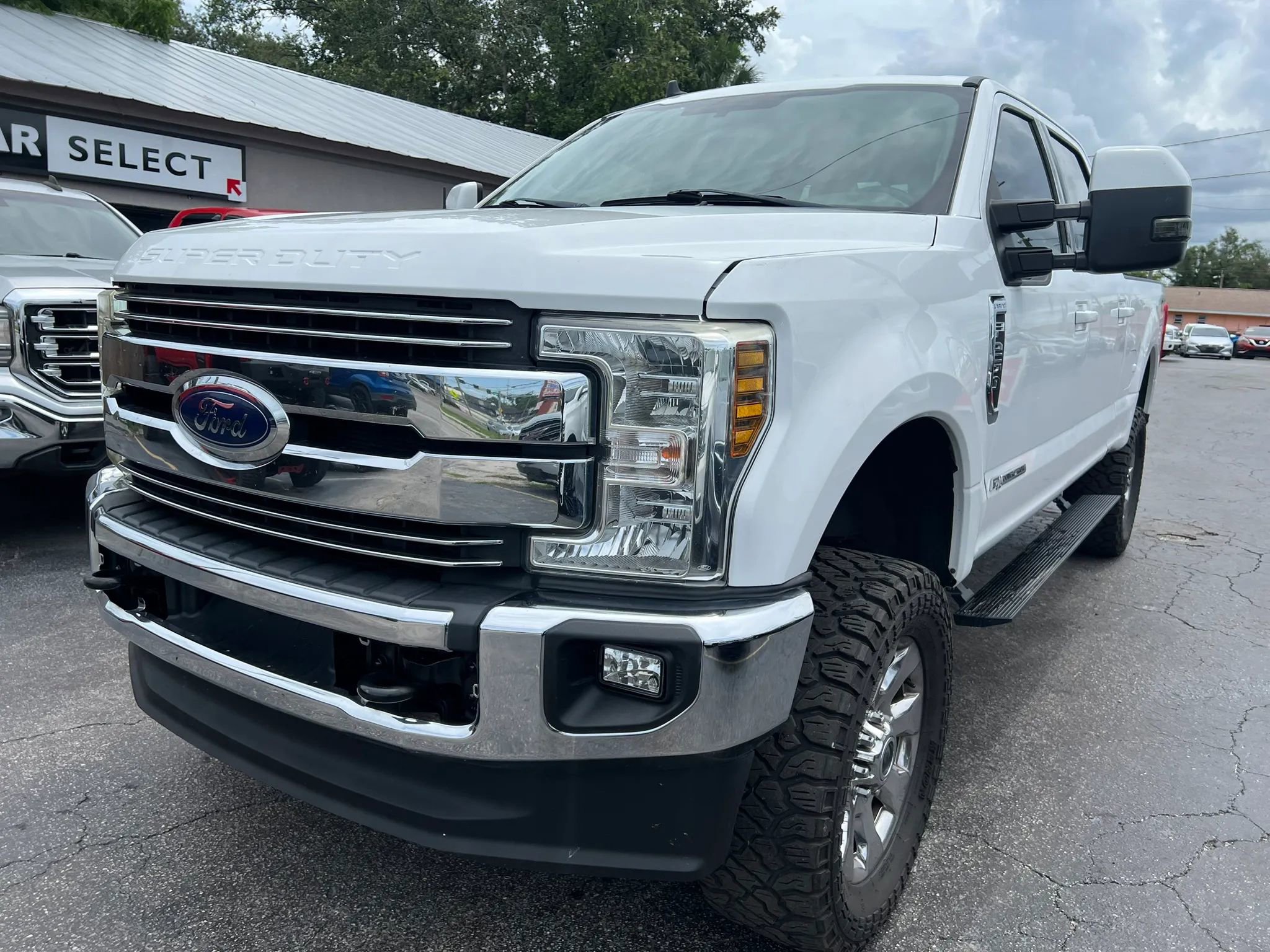 Used 2019 Ford F250 Lariat AWD/4WD image 2