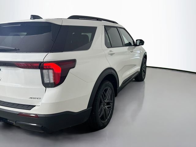 New 2026 Ford Explorer ST-Line w/ ST-Line Street Pack image 7