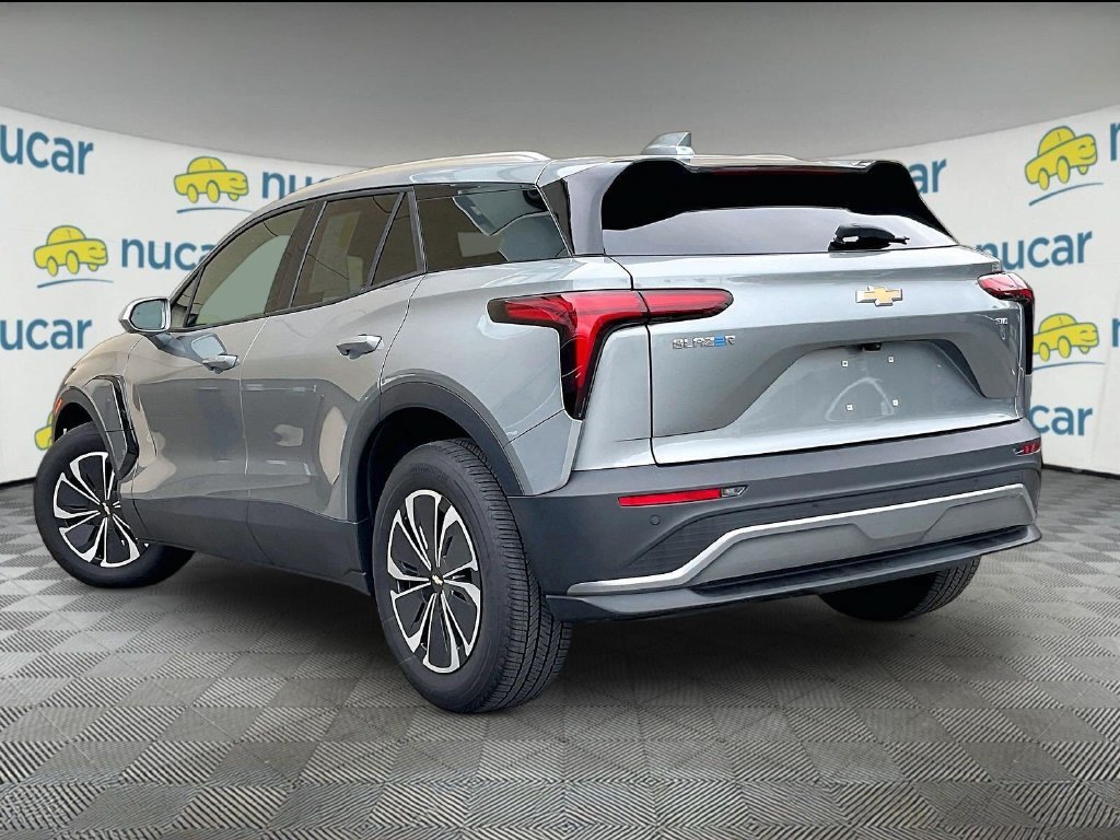 Used 2024 Chevrolet Blazer EV LT AWD/4WD image 4