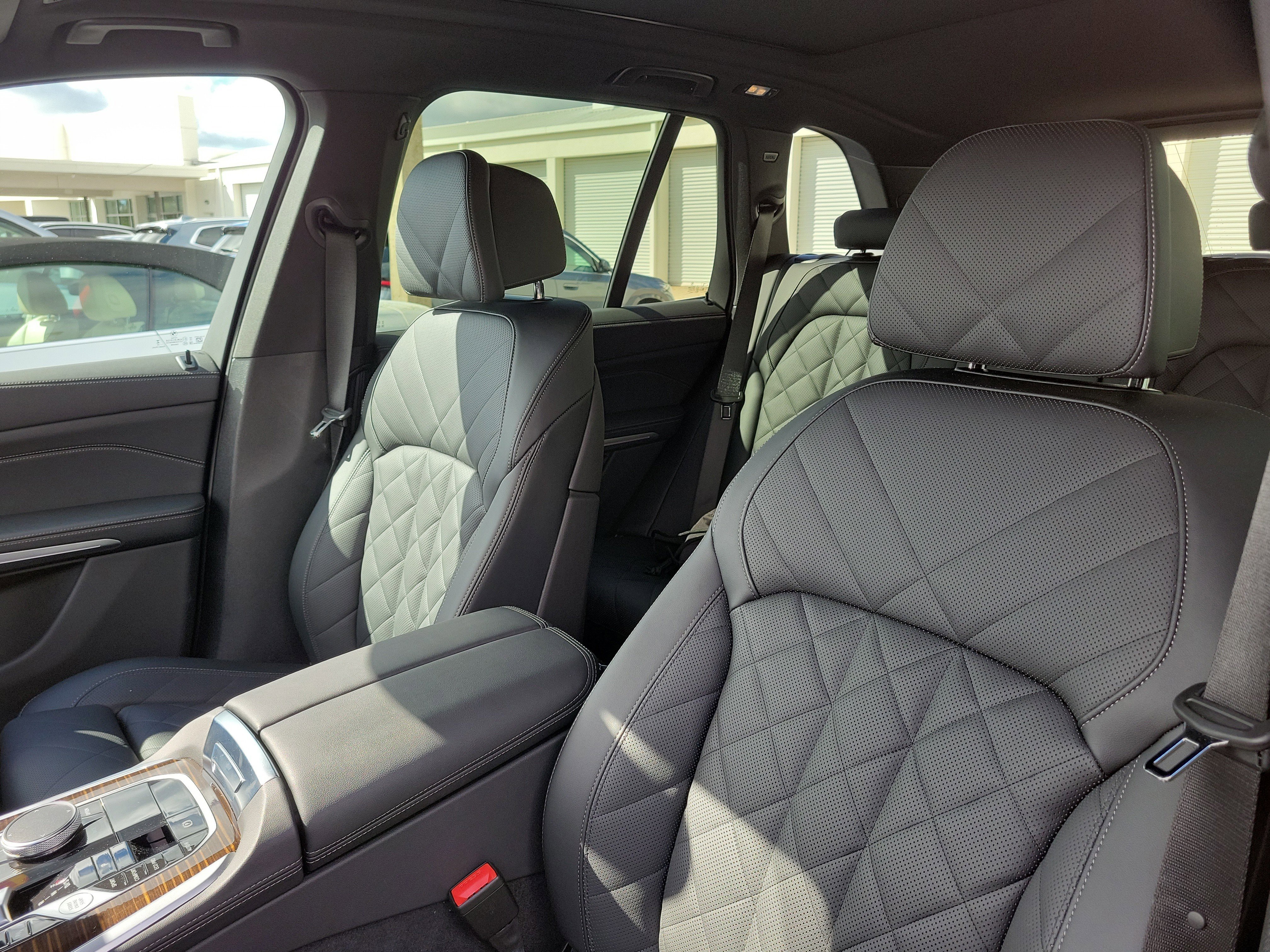 Used 2026 BMW X5 sDrive40i image 22