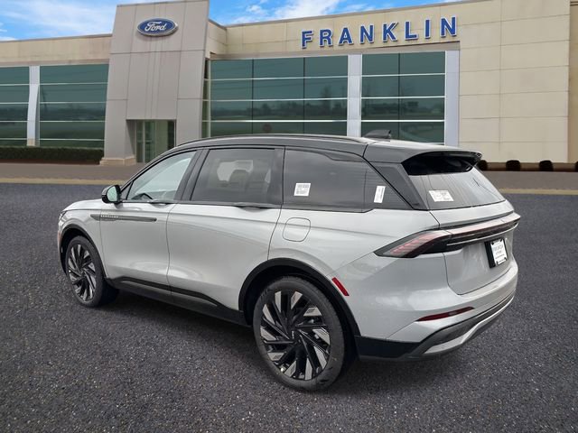 New 2026 Lincoln Nautilus Reserve w/ Jet Appearance Package image 5