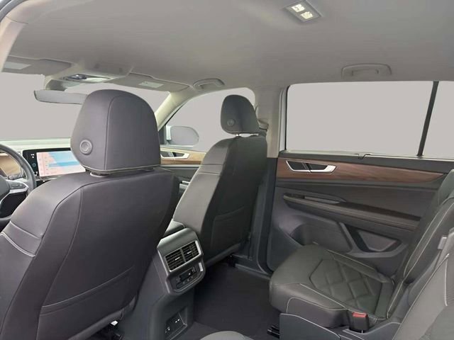 New 2026 Volkswagen Atlas SE image 6